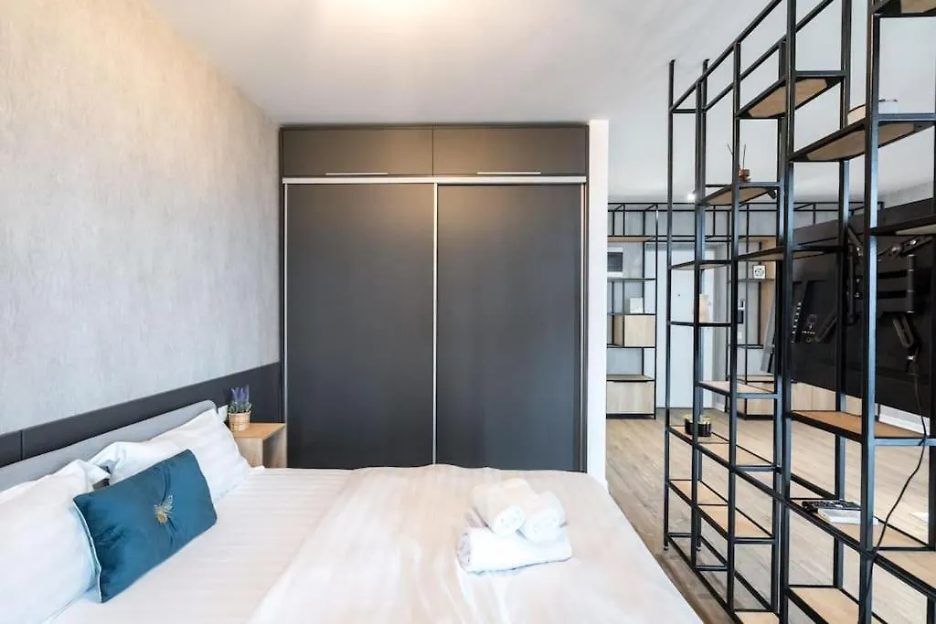 Greenwich I Double Studio With Private Parking Apartment Bucharest